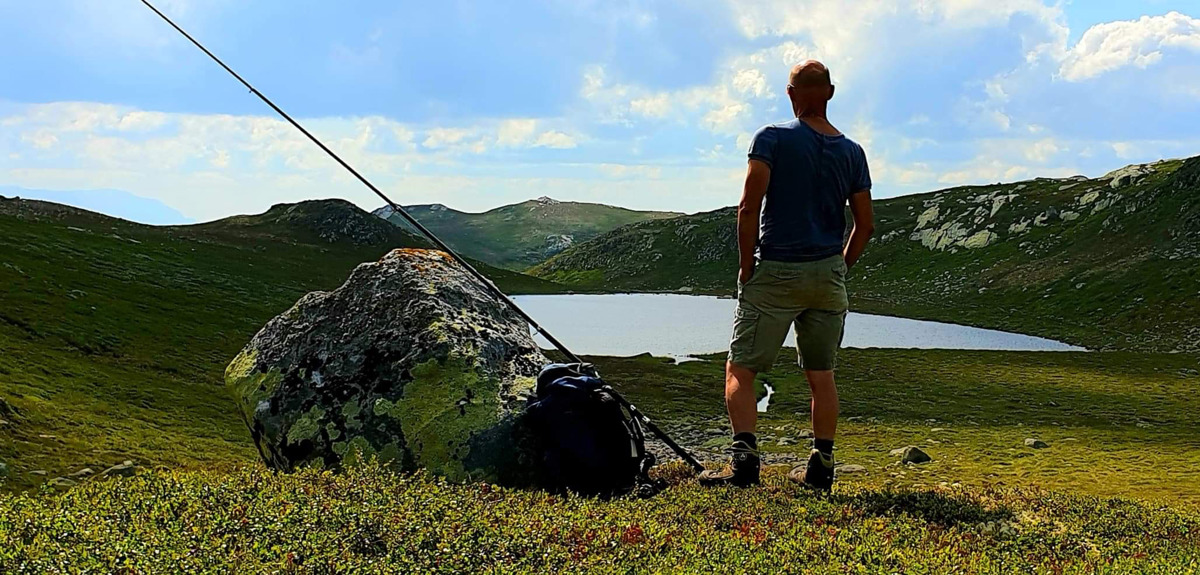 På Vegglifjell finner du flotte fiskevann både sør og nord på fjellet, hvor også nybegynnerflaksen kan gjøre seg gjeldende.